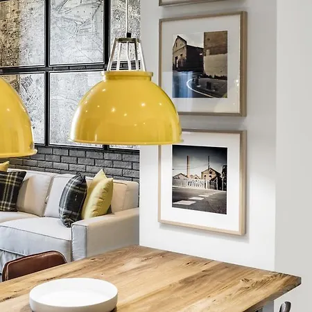 Midtown Apartment